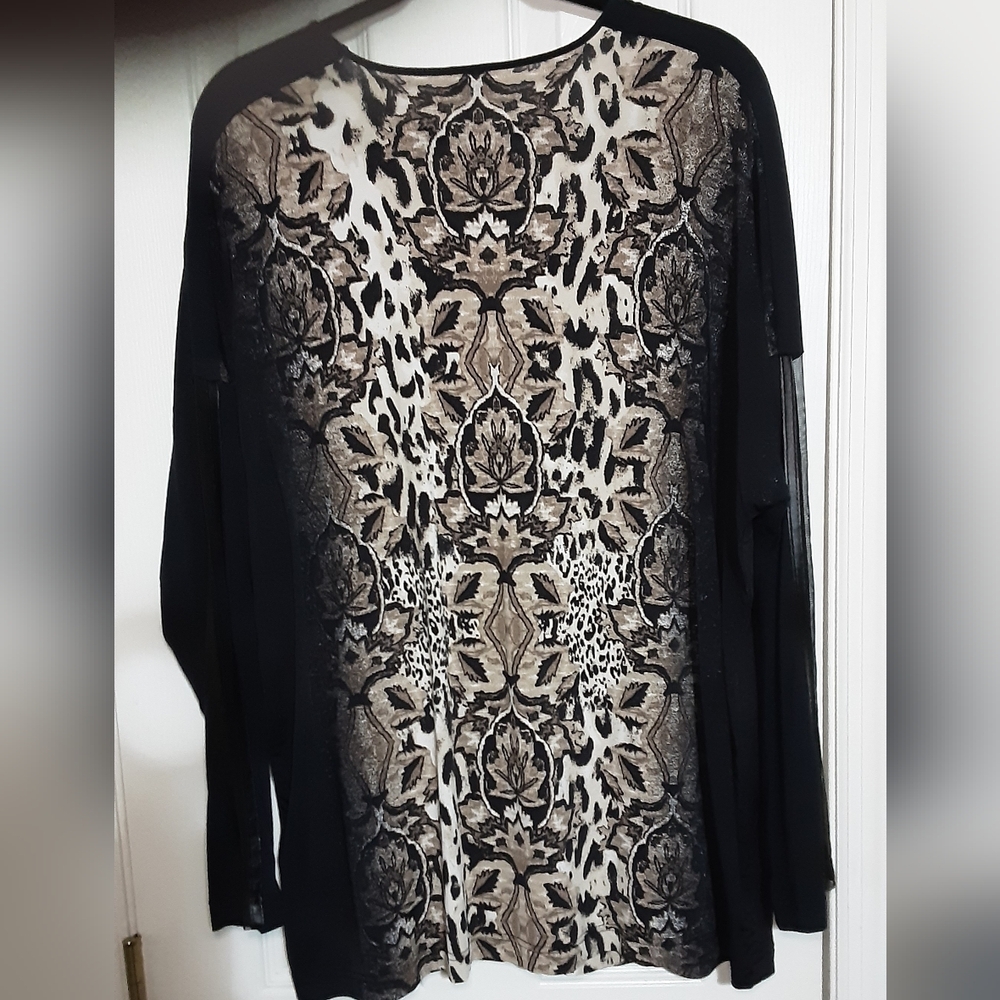 Gerry Weber Animal Print V Neck Top With Sheer Stripe Down Sleeves - Picture 3 of 6